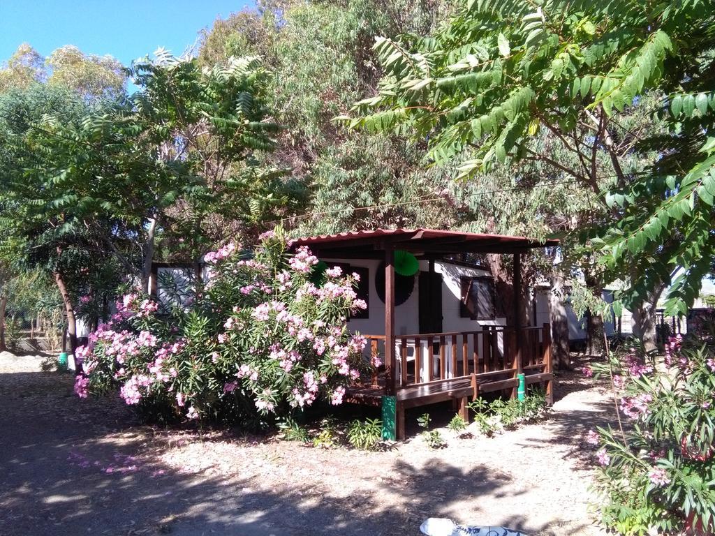 Camping Village Torrenova Ciro Marina Ngoại thất bức ảnh